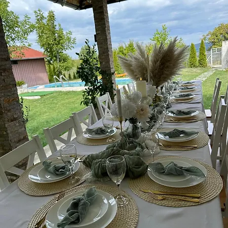 Slatinska Idila - Kuca Sa Bazenom 别墅 Bunar