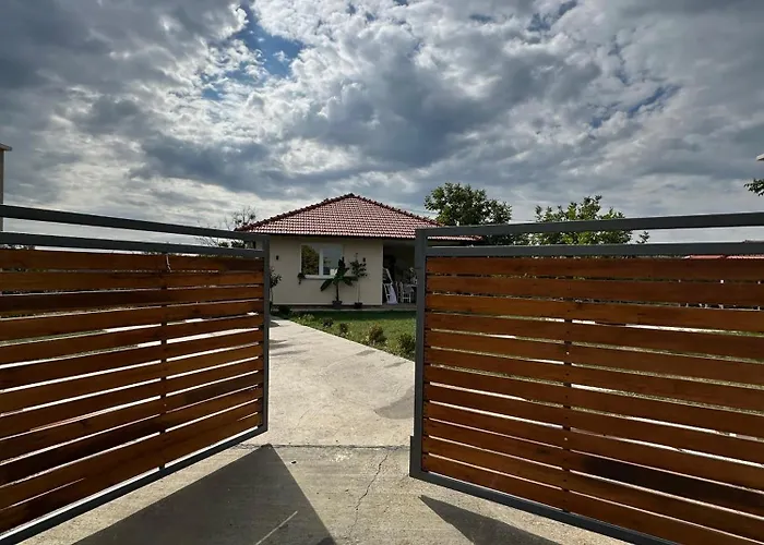 빌라 Slatinska Idila - Kuca Sa Bazenom Bunar